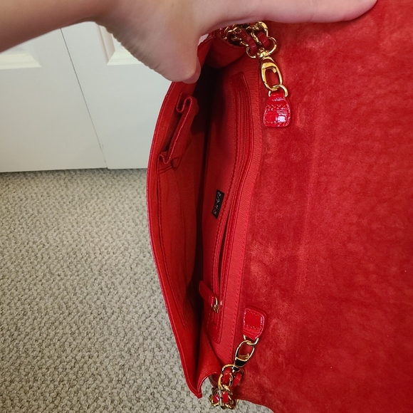 Vintage Saks Fifth Ave Black Label Red Crocodile Embossed Shoulder Bag - Picture 5 of 8